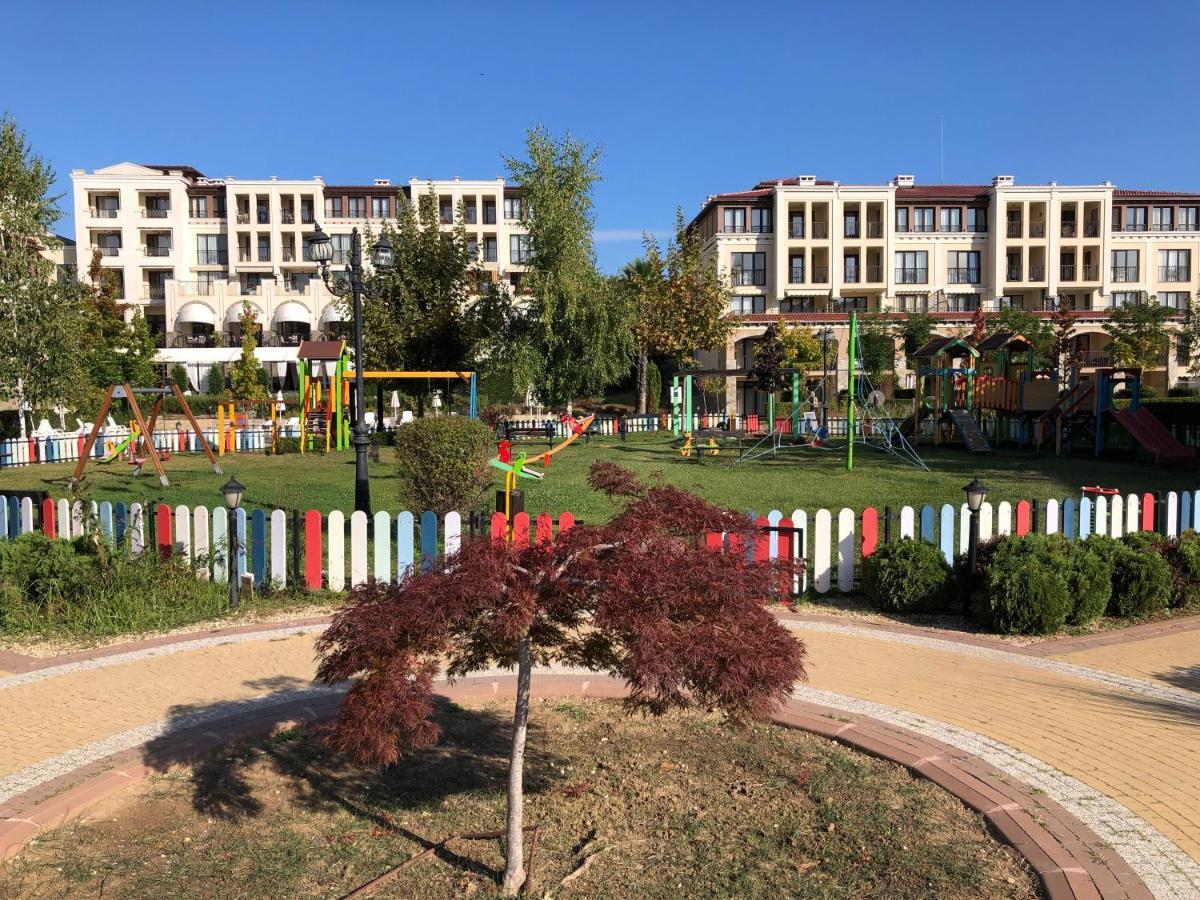 Apartment 2Br, Тристаен In Complex Green Life Süzebolu Dış mekan fotoğraf