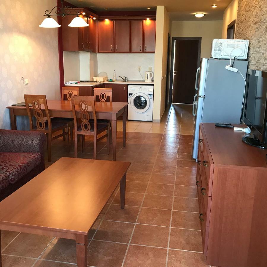 Apartment 2Br, Тристаен In Complex Green Life Süzebolu Dış mekan fotoğraf