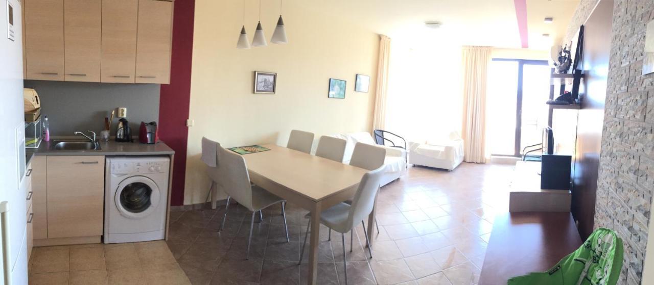 Apartment 2Br, Тристаен In Complex Green Life Süzebolu Dış mekan fotoğraf